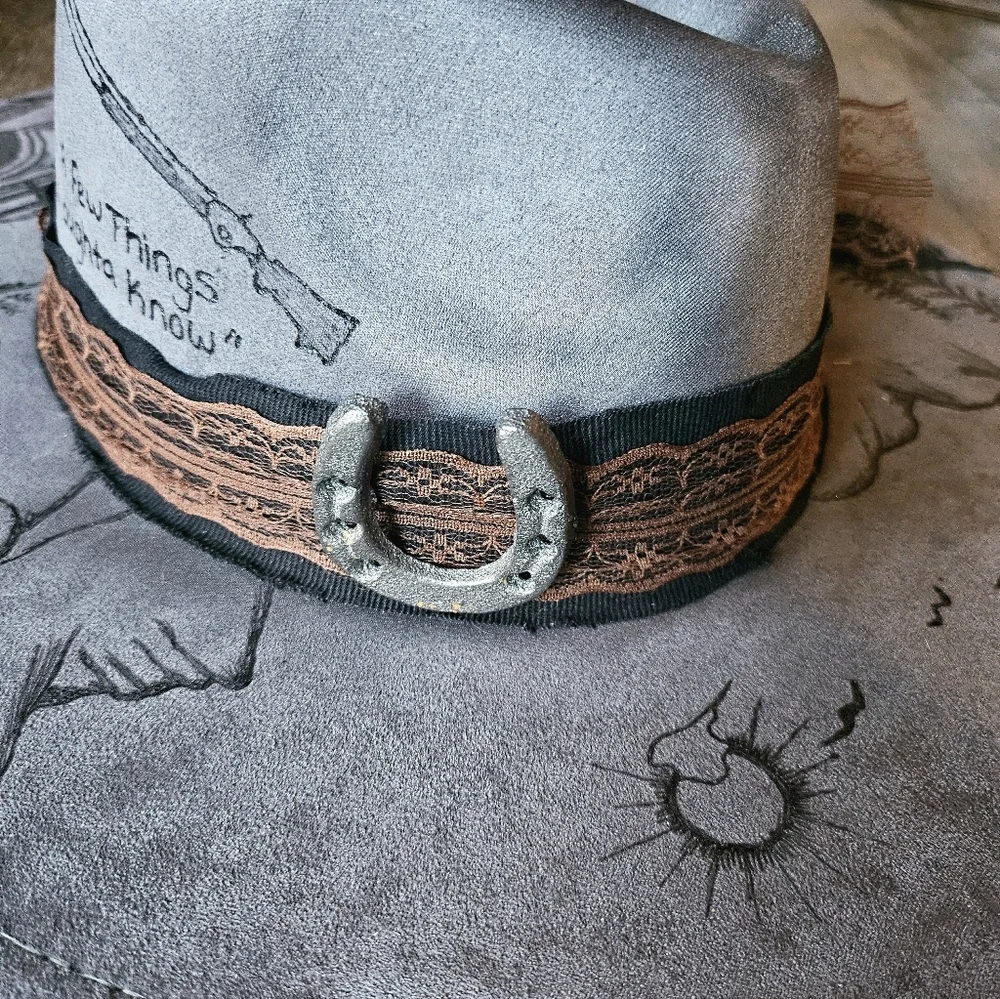 NWT Gray Western Fedora Cowboy Hat with Feather Hat Pin